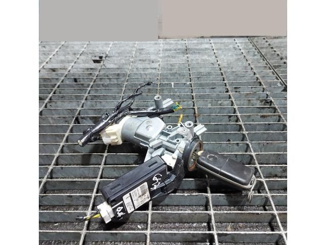 bontott MITSUBISHI OUTLANDER Gyújtáskapcsoló