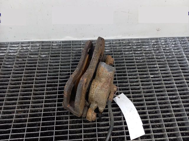 bontott MITSUBISHI OUTLANDER Jobb első Féknyereg Munkahengerrel