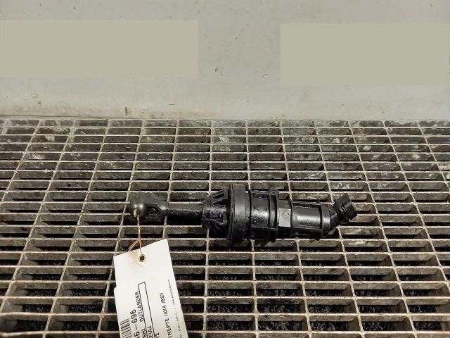 bontott MITSUBISHI OUTLANDER Kuplung Munkahenger