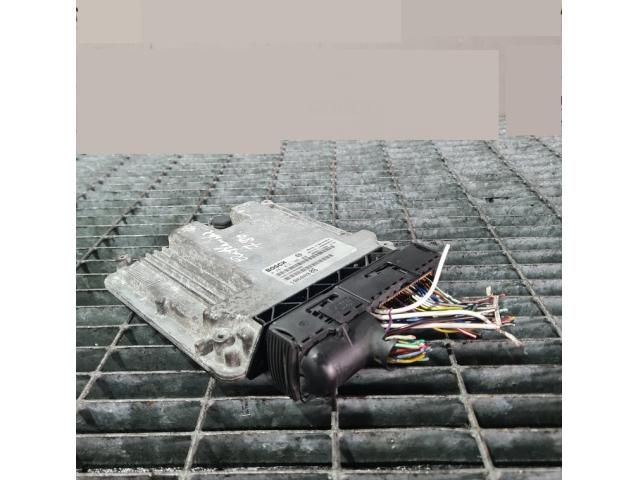 bontott MITSUBISHI OUTLANDER Motorvezérlő