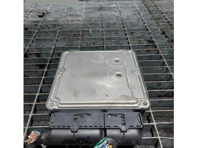 bontott MITSUBISHI OUTLANDER Motorvezérlő