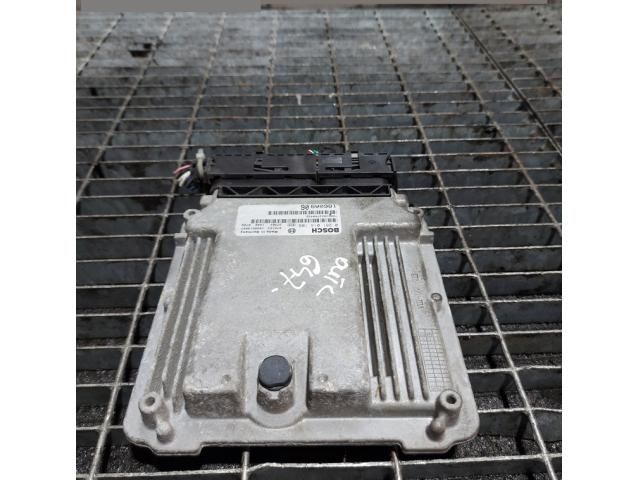 bontott MITSUBISHI OUTLANDER Motorvezérlő