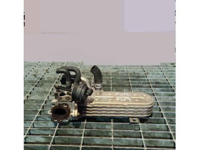 bontott MITSUBISHI OUTLANDER Olajhűtő