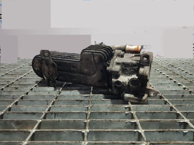 bontott MITSUBISHI OUTLANDER Olajhűtő