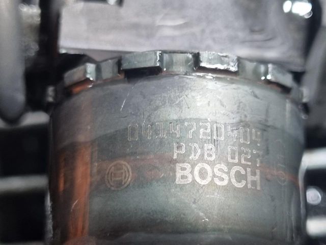 bontott MITSUBISHI OUTLANDER Porlasztó (1 db)