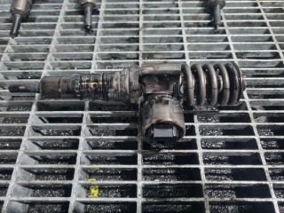 bontott MITSUBISHI OUTLANDER Porlasztó (1 db)