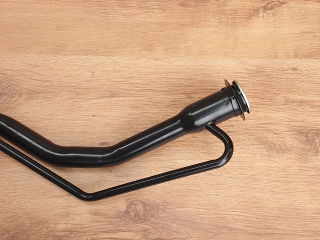 bontott MITSUBISHI OUTLANDER Tankbetöltő Cső (Fém)