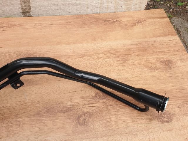 bontott MITSUBISHI OUTLANDER Tankbetöltő Cső (Fém)