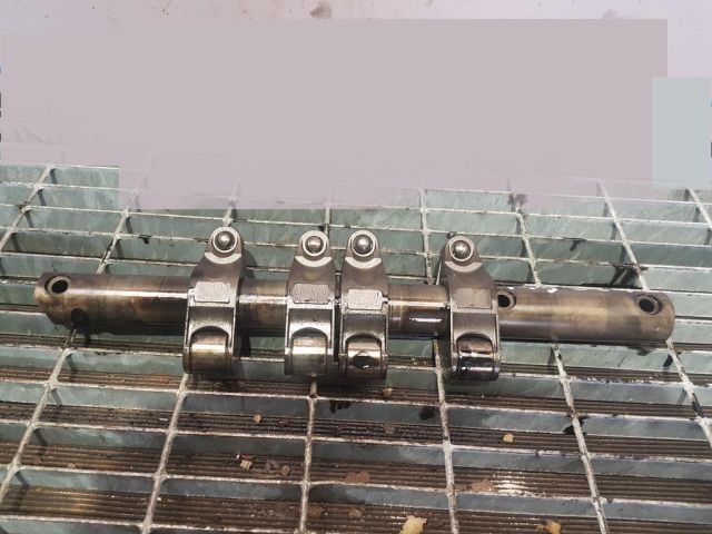 bontott MITSUBISHI OUTLANDER Vezérműtengely (Magában)