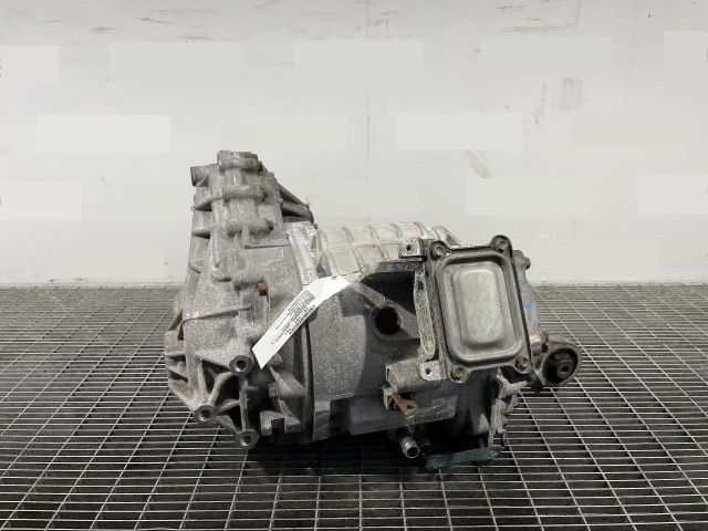 bontott MITSUBISHI OUTLANDER Differenciálmű Tartó Bak