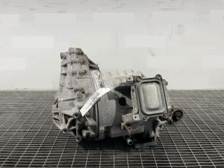 bontott MITSUBISHI OUTLANDER Differenciálmű Tartó Bak