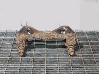 bontott MITSUBISHI OUTLANDER Bal első Fékkengyel