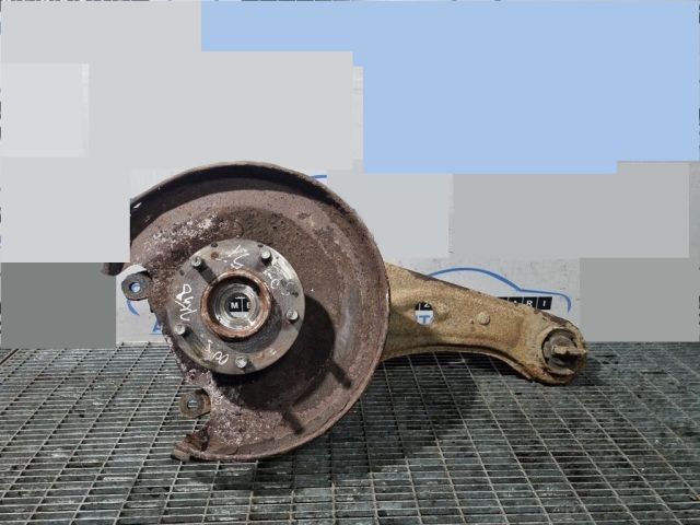 bontott MITSUBISHI OUTLANDER Bal hátsó Csonkállvány