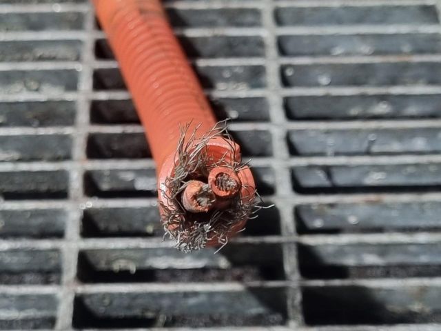 bontott MITSUBISHI OUTLANDER Hybrid Inverter