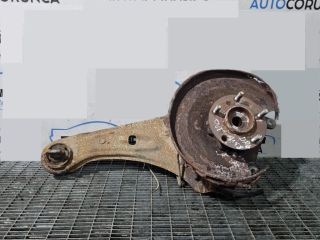 bontott MITSUBISHI OUTLANDER Jobb hátsó Csonkállvány