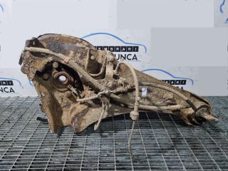 bontott MITSUBISHI OUTLANDER Jobb hátsó Csonkállvány