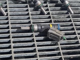 bontott MITSUBISHI OUTLANDER Porlasztó (1 db)