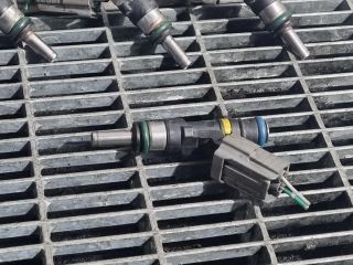 bontott MITSUBISHI OUTLANDER Porlasztó (1 db)