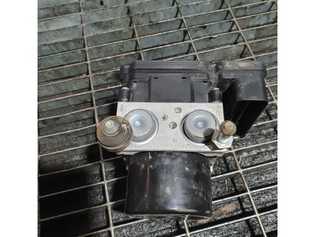 bontott MITSUBISHI OUTLANDER ABS Kocka