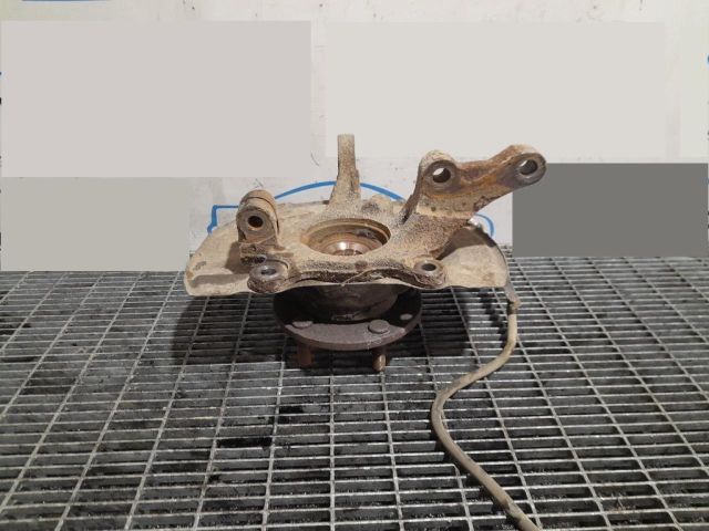 bontott MITSUBISHI OUTLANDER Bal első Csonkállvány