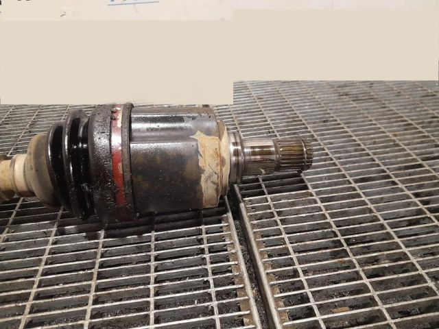 bontott MITSUBISHI OUTLANDER Bal Féltengely