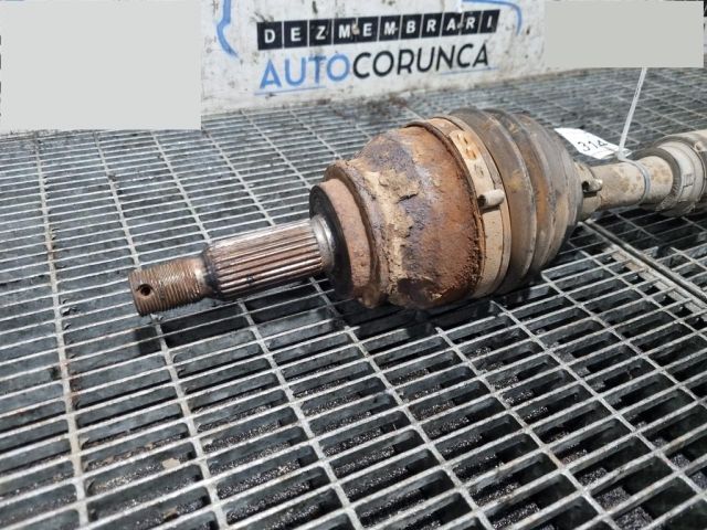 bontott MITSUBISHI OUTLANDER Bal Féltengely