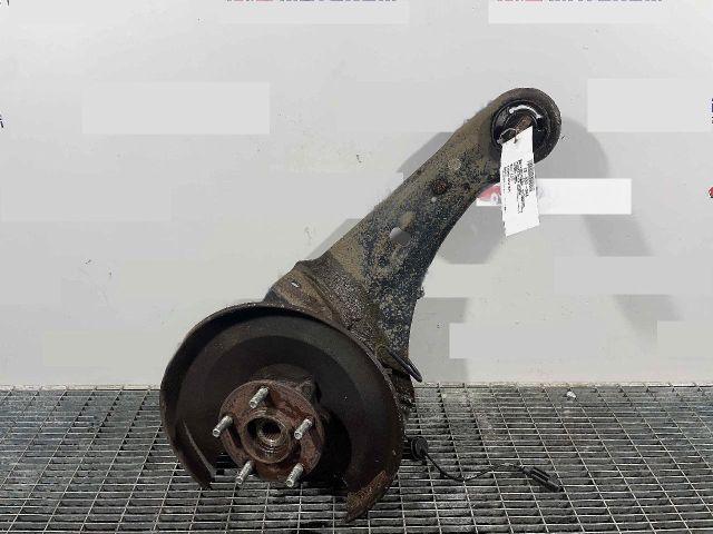 bontott MITSUBISHI OUTLANDER Bal hátsó Csonkállvány