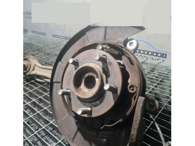 bontott MITSUBISHI OUTLANDER Bal hátsó Csonkállvány