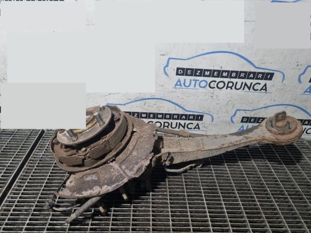 bontott MITSUBISHI OUTLANDER Bal hátsó Csonkállvány