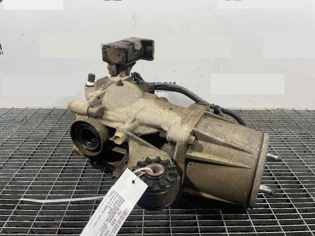 bontott MITSUBISHI OUTLANDER Differenciálmű Tartó Bak