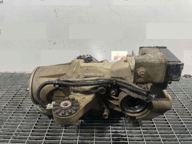 bontott MITSUBISHI OUTLANDER Differenciálmű Tartó Bak