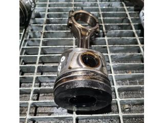 bontott MITSUBISHI OUTLANDER Dugattyú