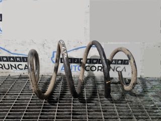 bontott MITSUBISHI OUTLANDER Első Rugó