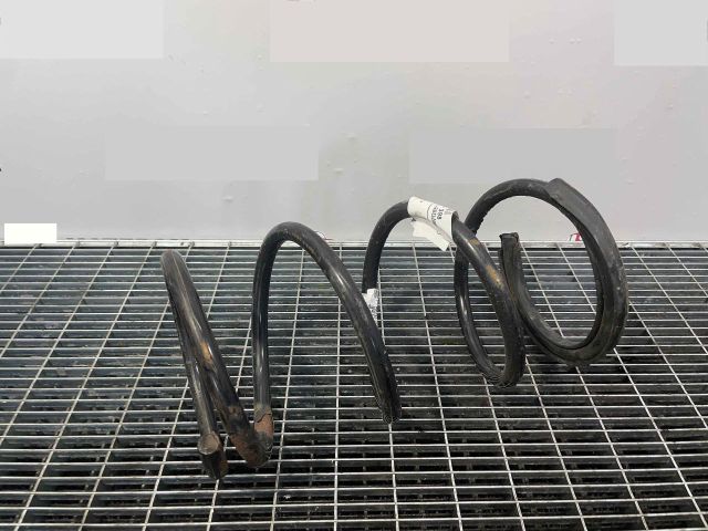 bontott MITSUBISHI OUTLANDER Első Rugó