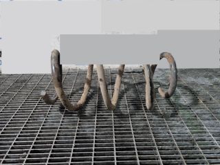 bontott MITSUBISHI OUTLANDER Első Rugó