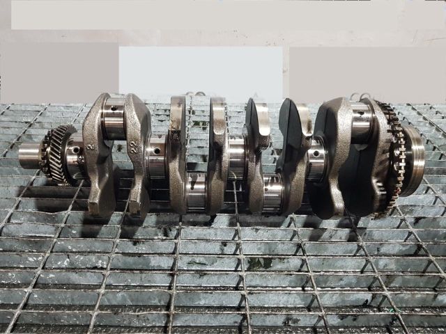 bontott MITSUBISHI OUTLANDER Főtengely (Magában)