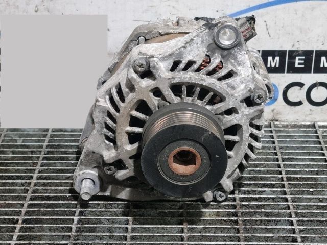 bontott MITSUBISHI OUTLANDER Generátor