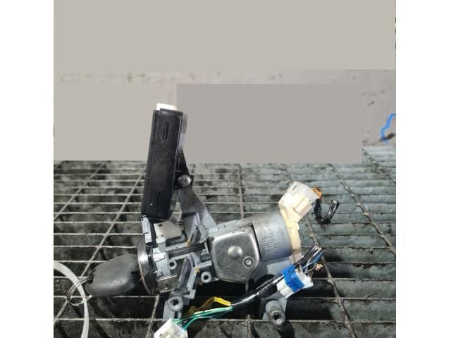 bontott MITSUBISHI OUTLANDER Gyújtáskapcsoló