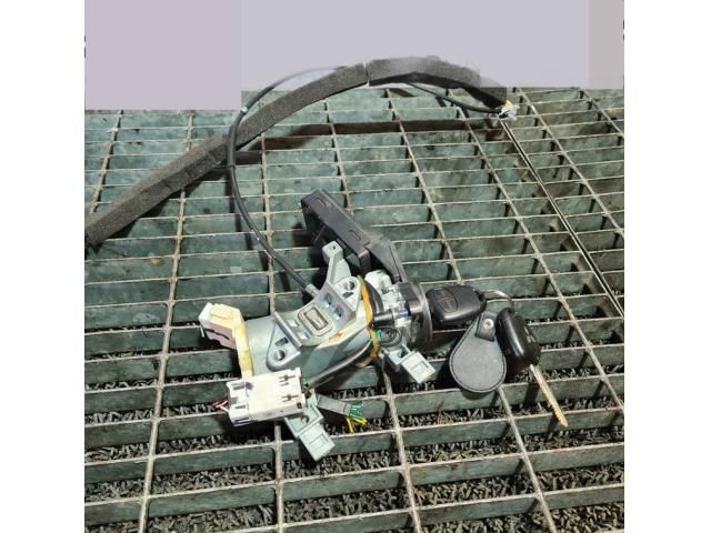 bontott MITSUBISHI OUTLANDER Gyújtáskapcsoló