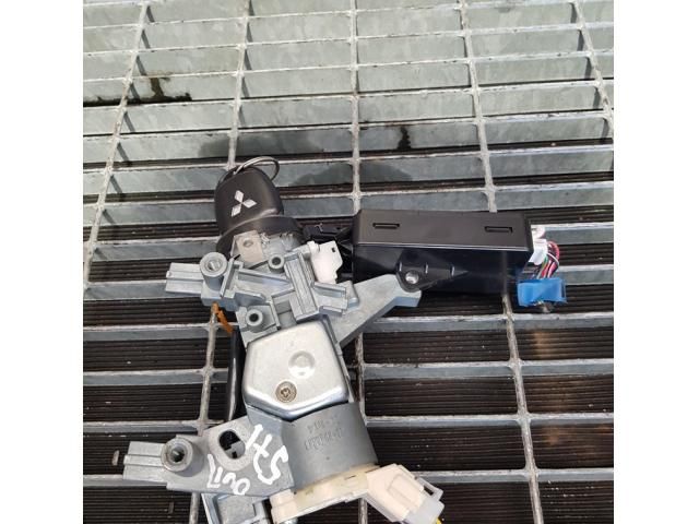 bontott MITSUBISHI OUTLANDER Gyújtáskapcsoló