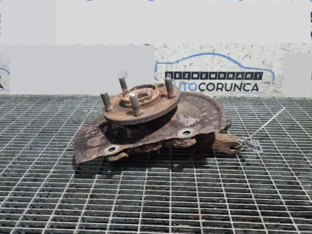 bontott MITSUBISHI OUTLANDER Jobb első Csonkállvány