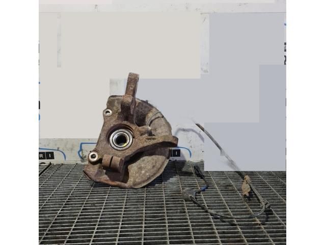 bontott MITSUBISHI OUTLANDER Jobb első Csonkállvány