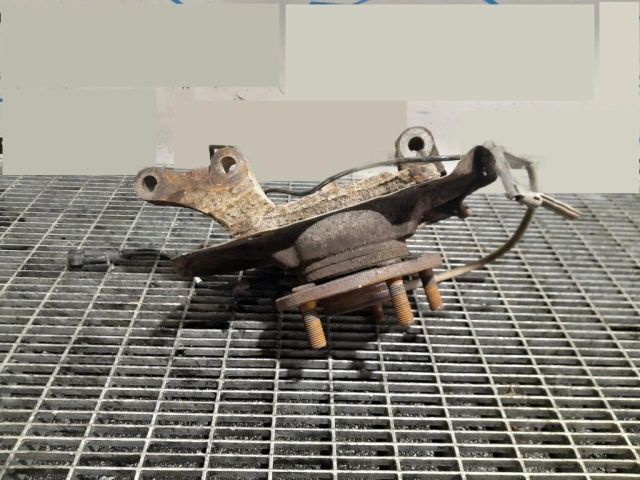 bontott MITSUBISHI OUTLANDER Jobb első Csonkállvány