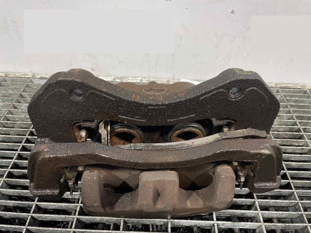 bontott MITSUBISHI OUTLANDER Jobb első Féknyereg Munkahengerrel