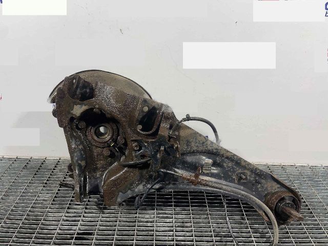 bontott MITSUBISHI OUTLANDER Jobb hátsó Csonkállvány