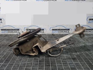 bontott MITSUBISHI OUTLANDER Jobb hátsó Csonkállvány