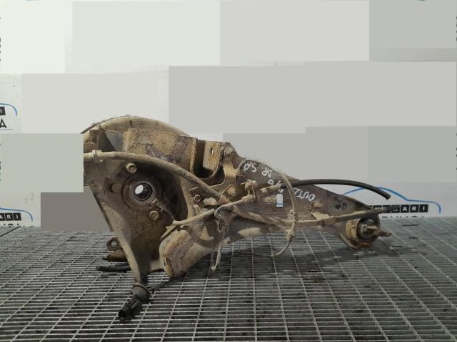 bontott MITSUBISHI OUTLANDER Jobb hátsó Csonkállvány