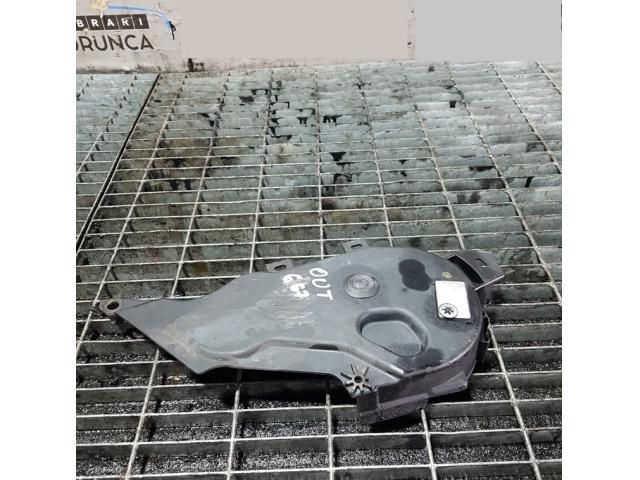 bontott MITSUBISHI OUTLANDER Komplett Vezérlés Burkolat