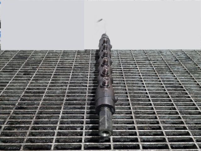 bontott MITSUBISHI OUTLANDER Közösnyomócső