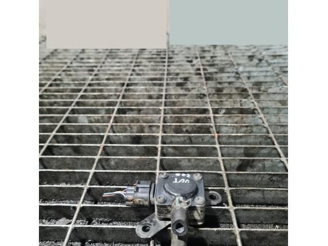 bontott MITSUBISHI OUTLANDER Lefújószelep